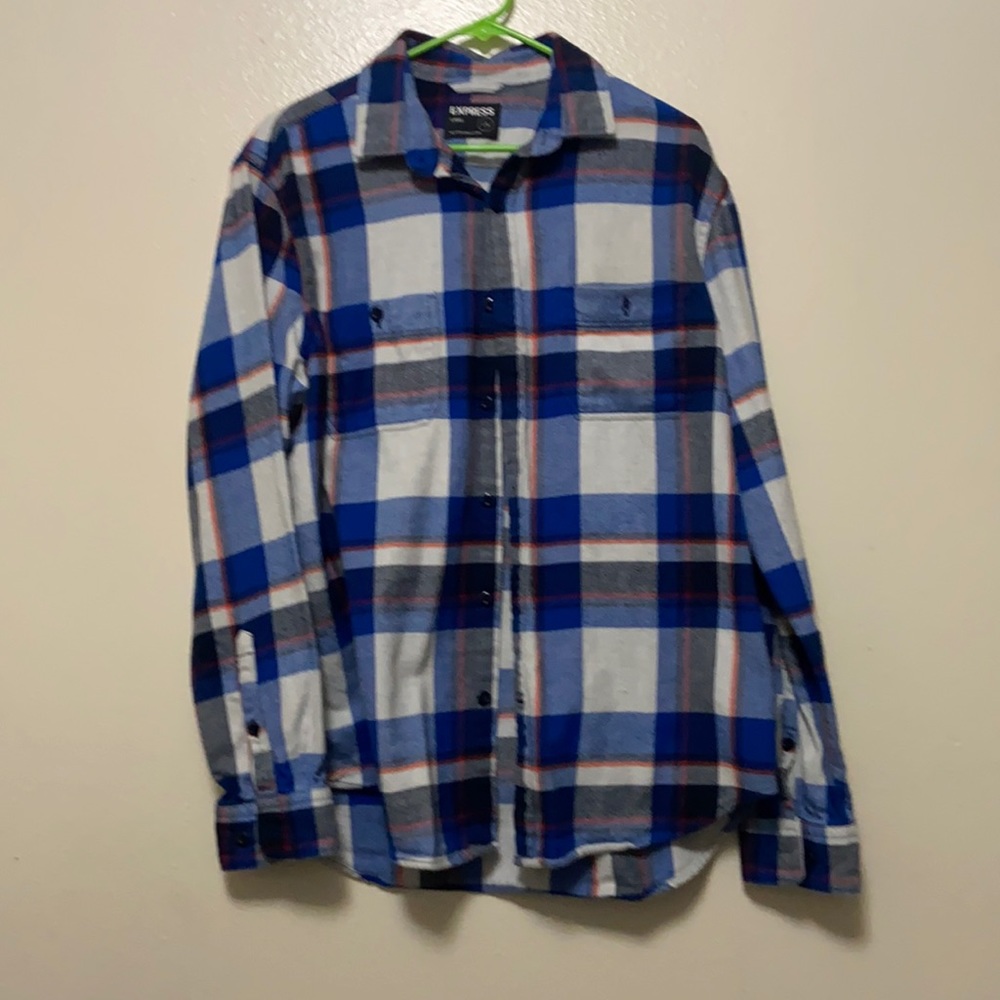 This is just like new. Flannel shirt size large